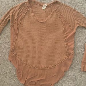 ‘We the Free ‘waffle Vneck Henley